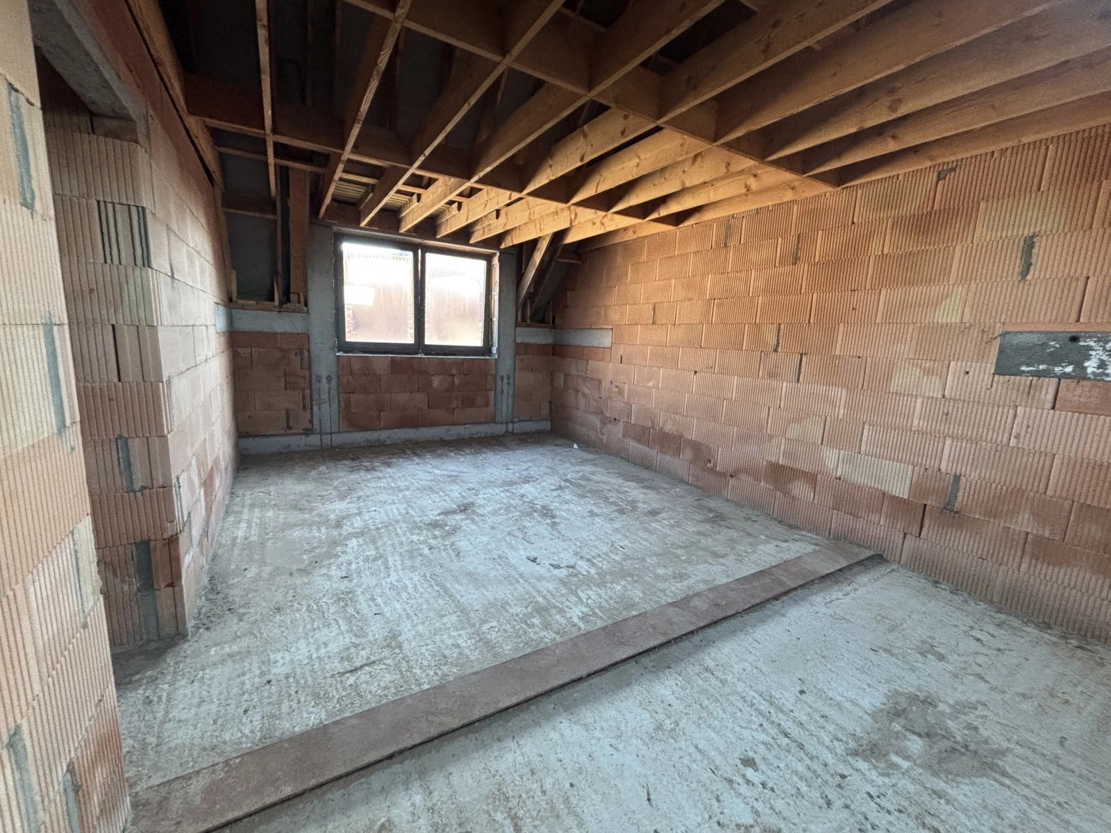 120b3105b06a4a9c903a6a3e2b548232 photo