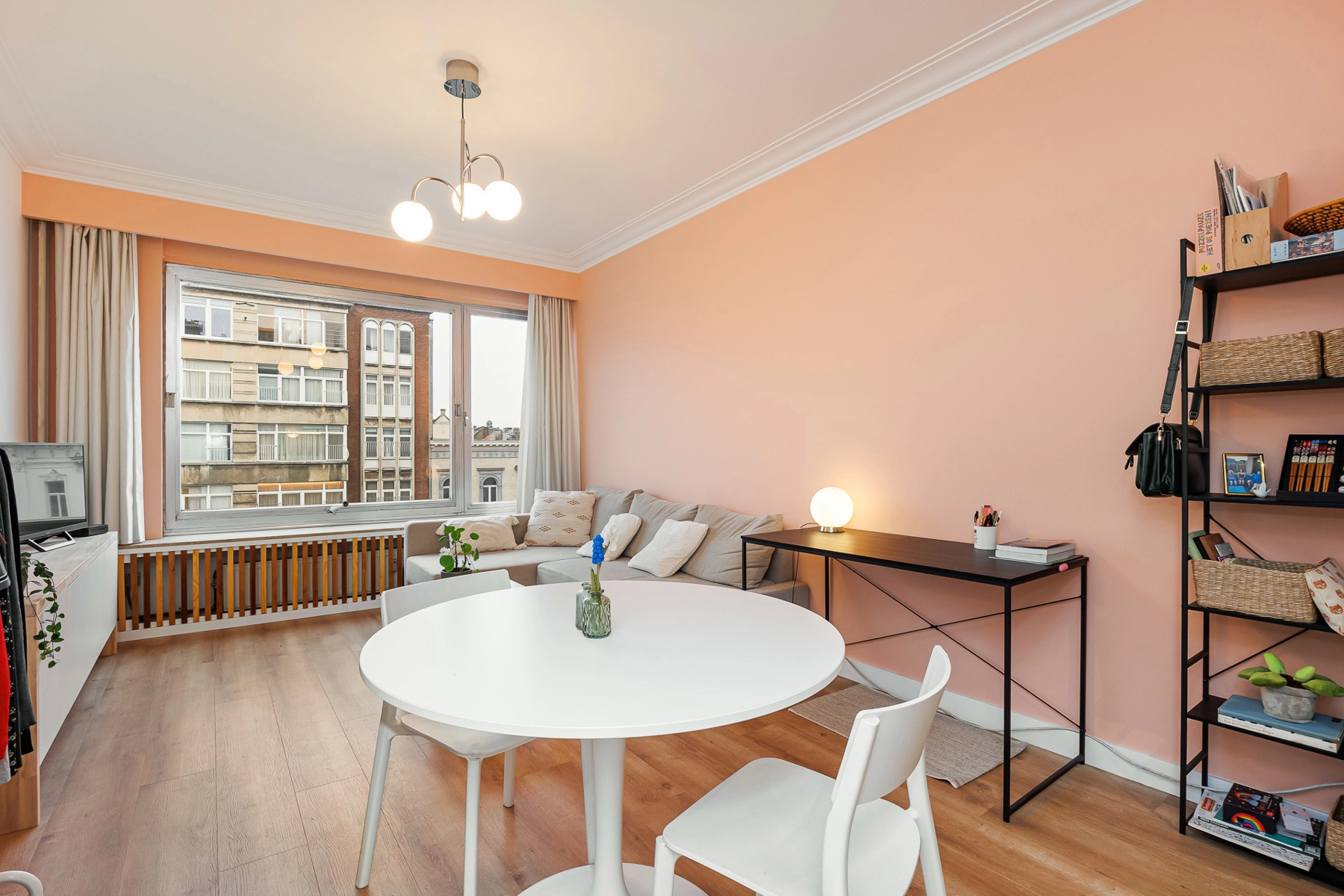 1500a1063a784a6cb4ed8defa93f6da6 photo