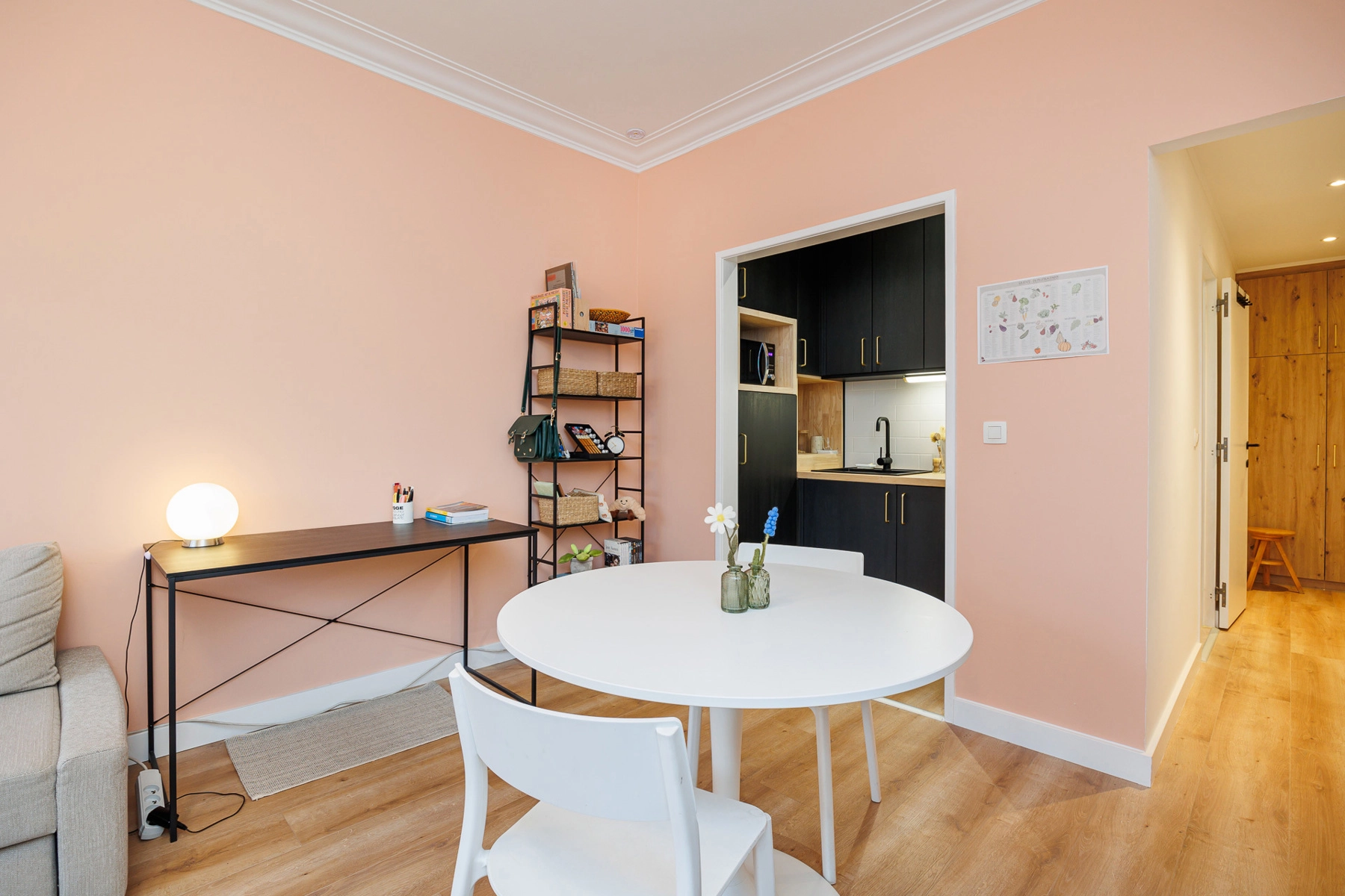 454a6436015845e6b8b6a12a46d6f55c photo