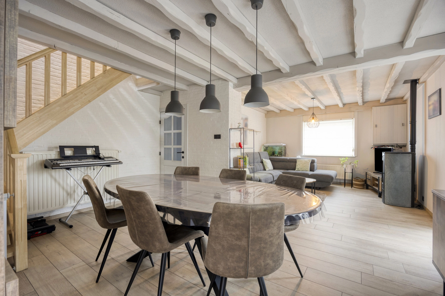 845c46a6ffb84bcc8f4a9aa251b8a979 photo