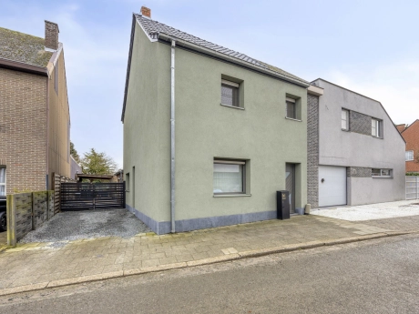 property 7584932 cover photo