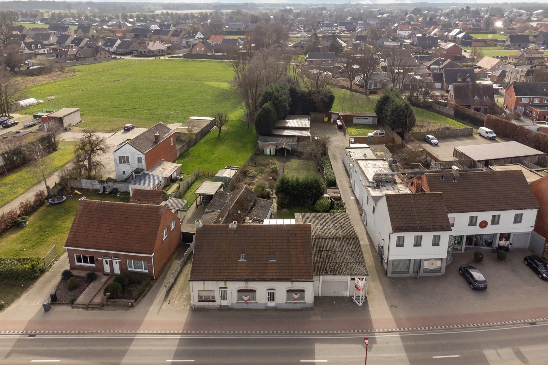 eb5b40550e5f4b5a846e36b138b19009 photo