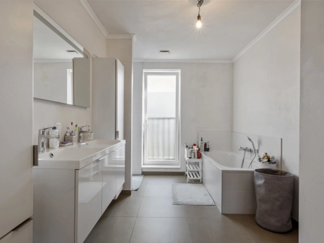 5410d983f53545c39f87fd3dcb566a1d thumbnail