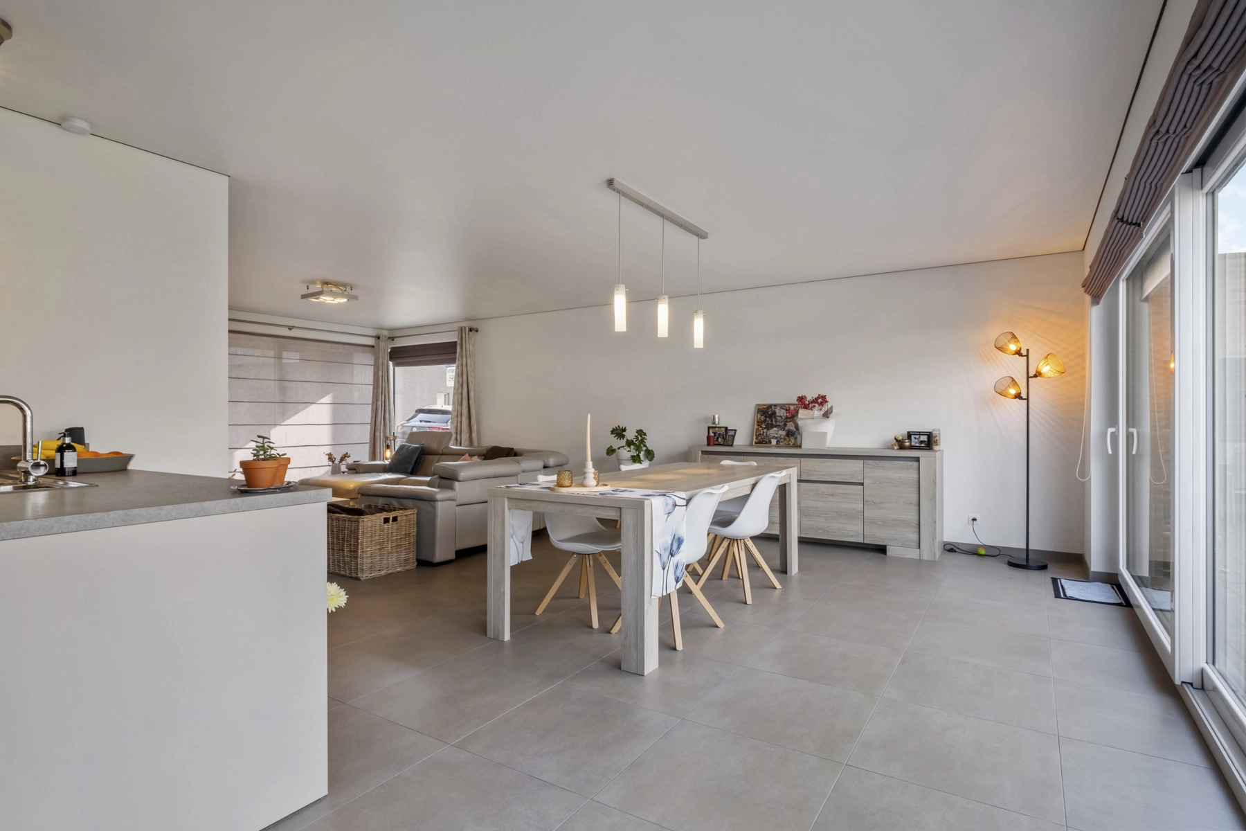 759a9ca995564aefb9eaec86f6a1dea5 photo