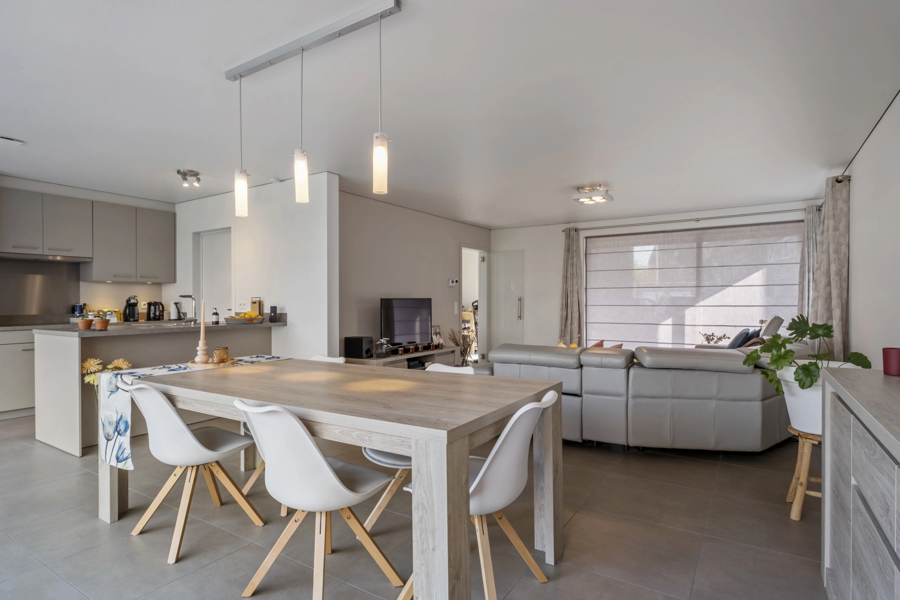 e2a319128d5541c0ad4a5d4c716d8582 photo