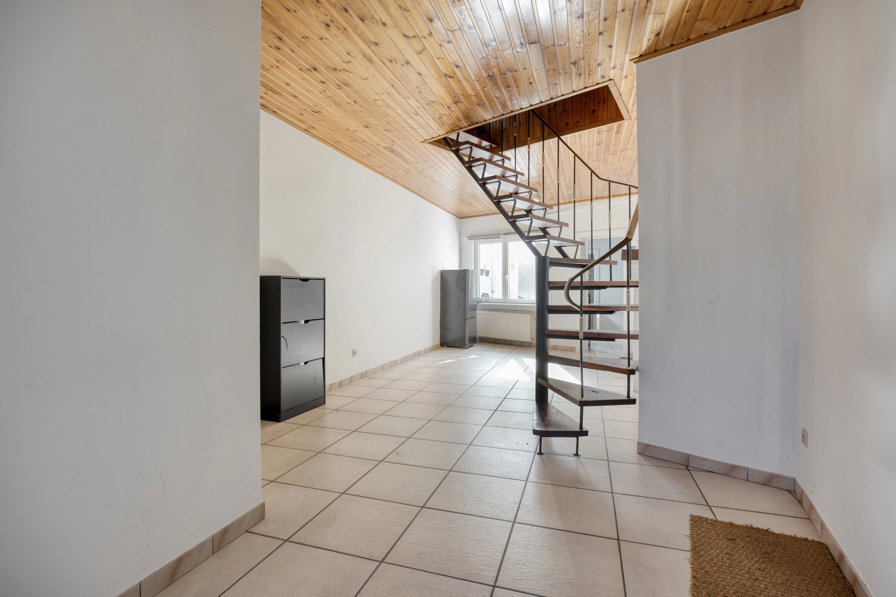 ccd3f774237a4446ab12f8fe85daac63 photo