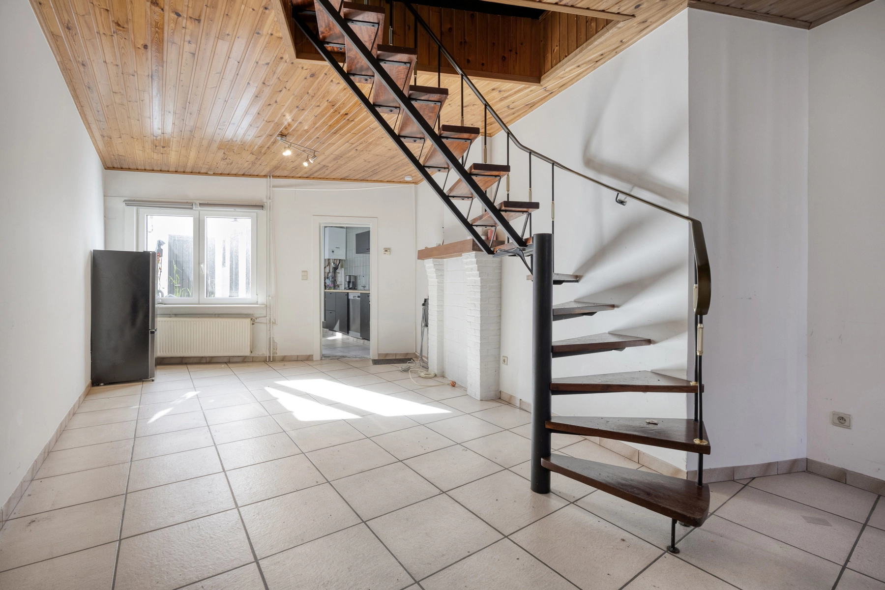 e0c91a5a9d4446058cf5f4aa8746e4d0 photo