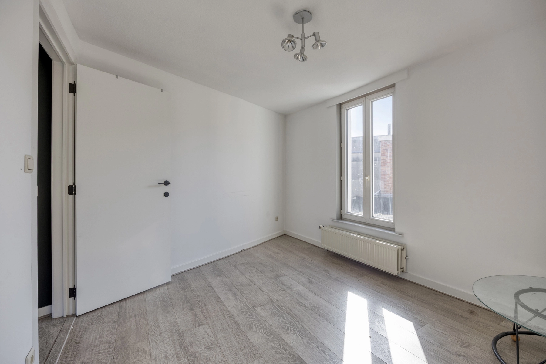 ff4f048911764fe9ac2b1d348acb2aa8 photo