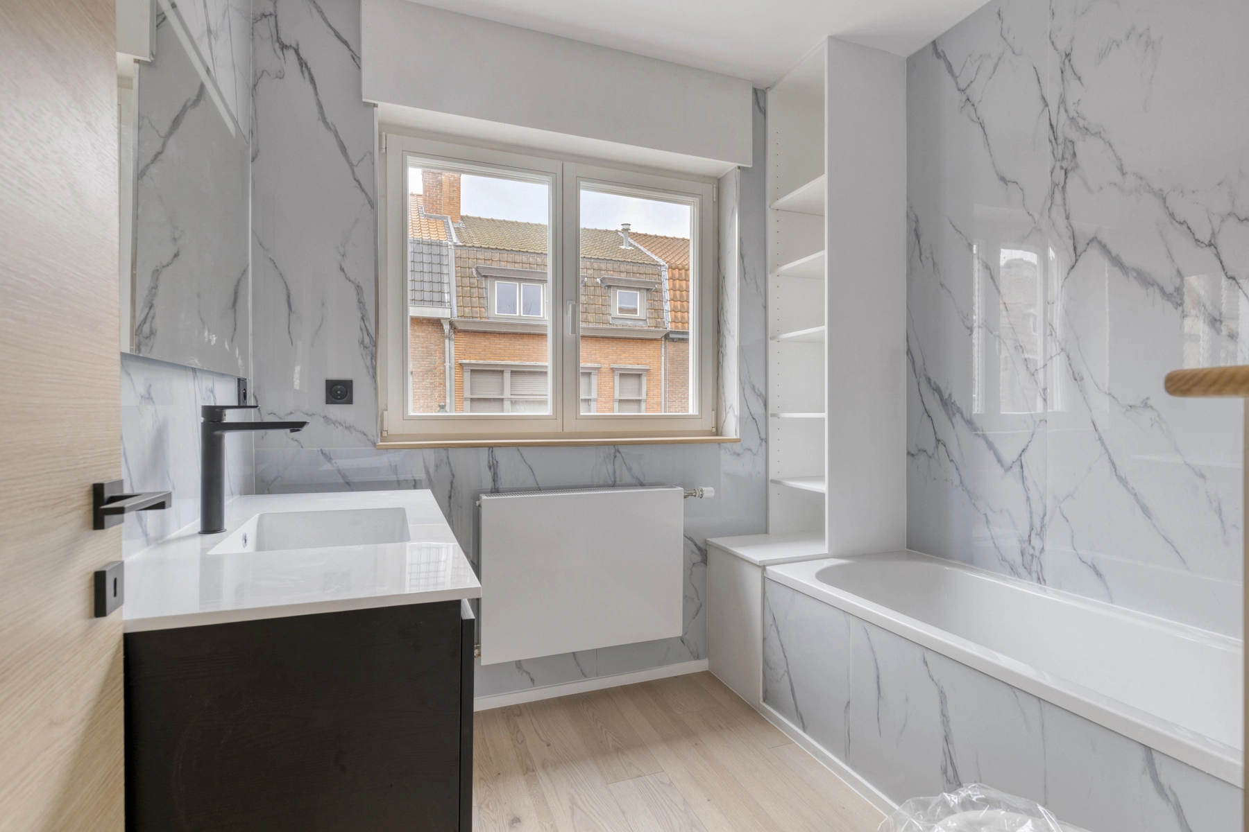 39acb51cab8f458d9aa8ff18b6d69e26 photo