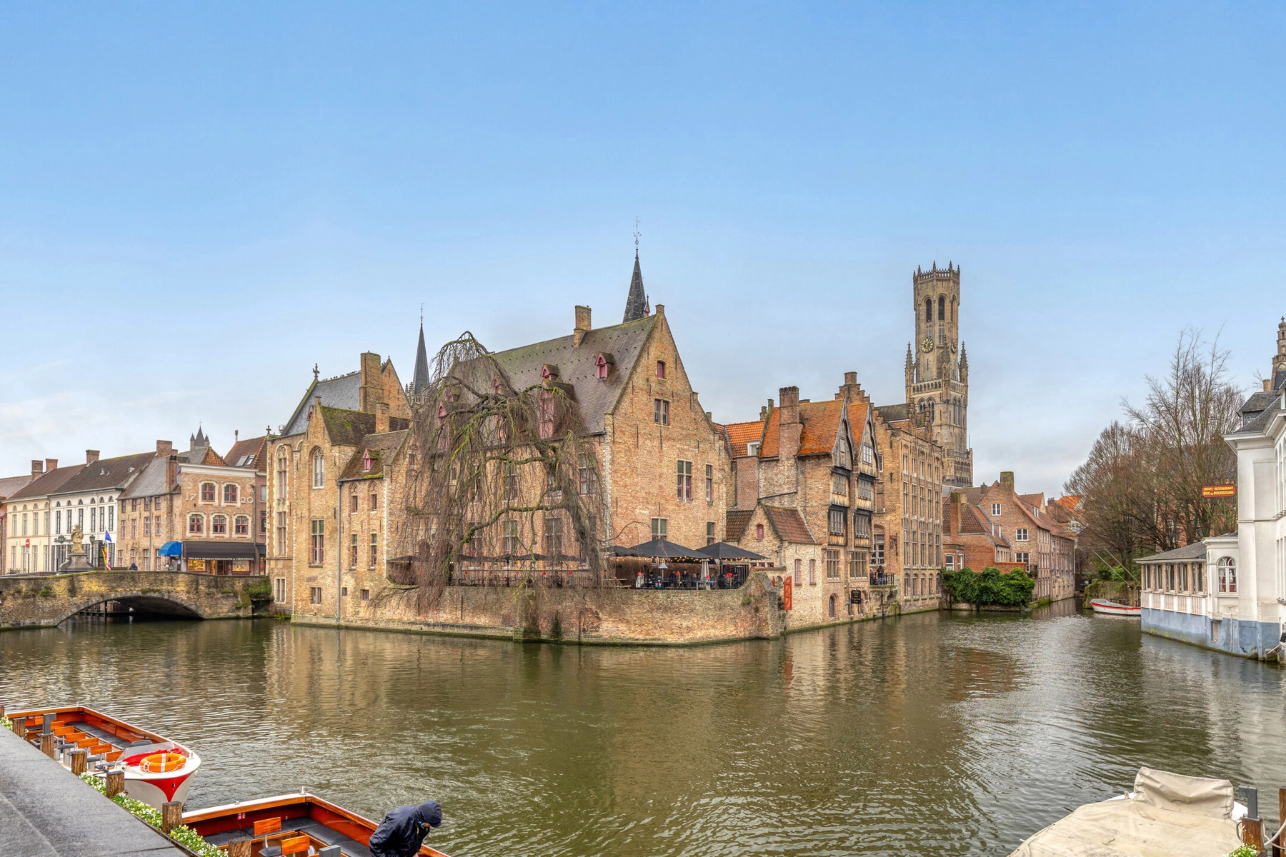 d0d79e3de5fa46cfbd35c96b605d4970 photo