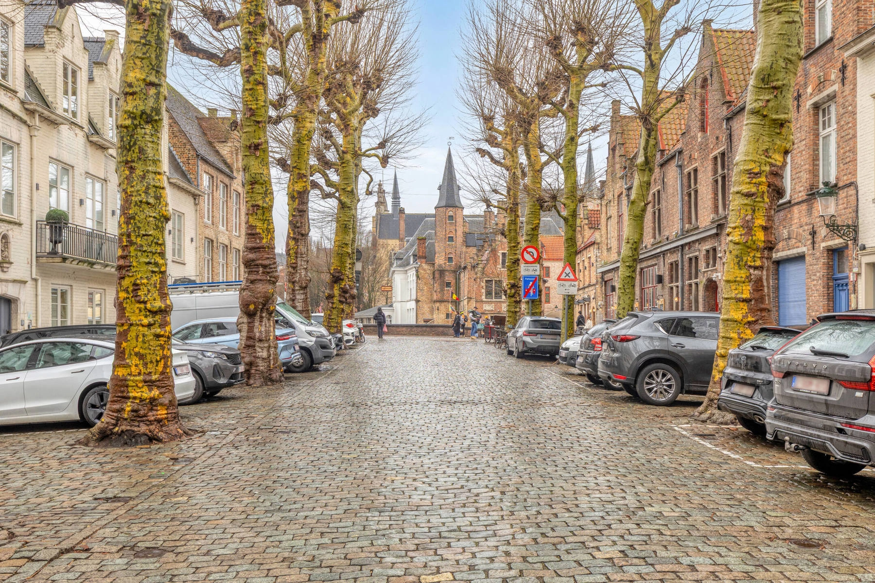 d60f1b4098f3443591f71089c1dad475 photo