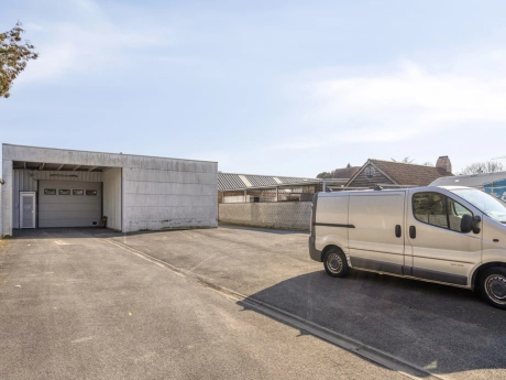 b1b34520c7264b5ea6694f0666904e13 thumbnail