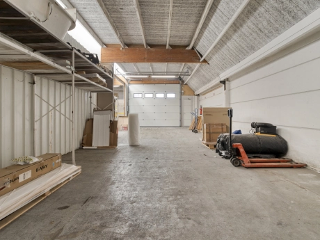 dcad0d35142a4bbeb71e6cfa7d660eeb thumbnail