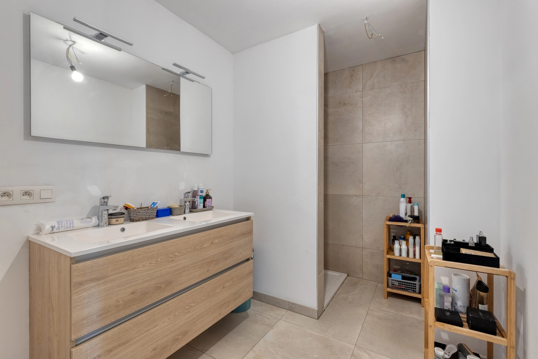 b7fe270349e14702893fd4564fd9c5ad photo