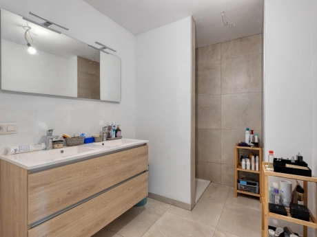 b7fe270349e14702893fd4564fd9c5ad thumbnail