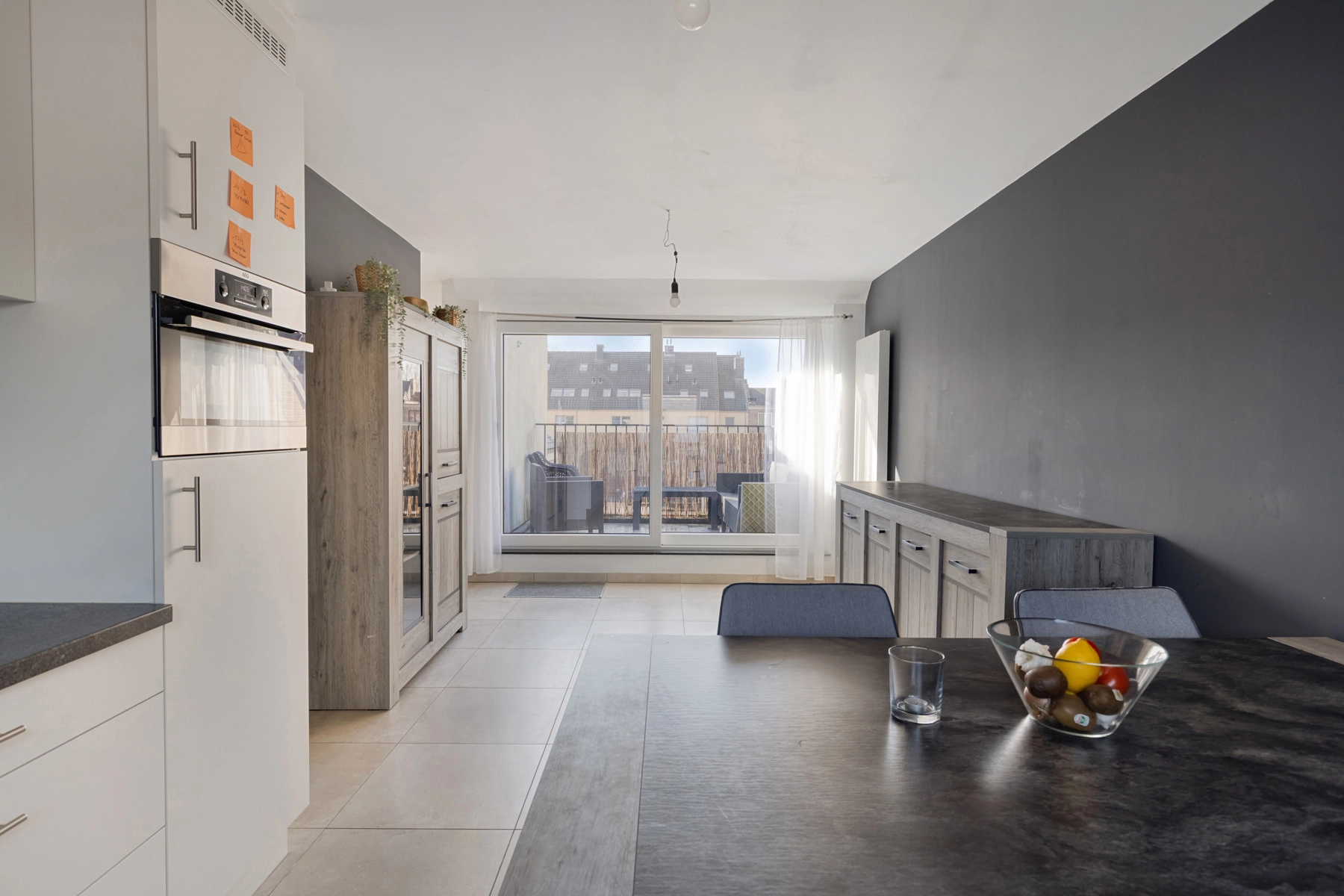 b922fdb6bd5145f5b8b4df5e08e63dcb photo