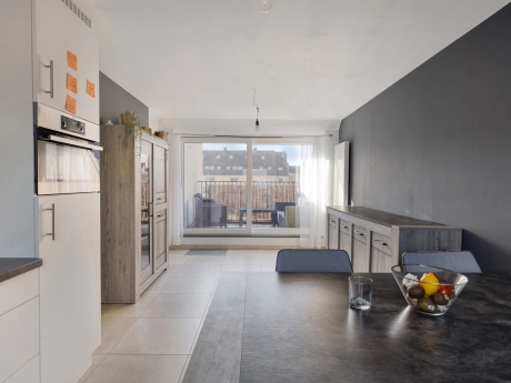 b922fdb6bd5145f5b8b4df5e08e63dcb thumbnail