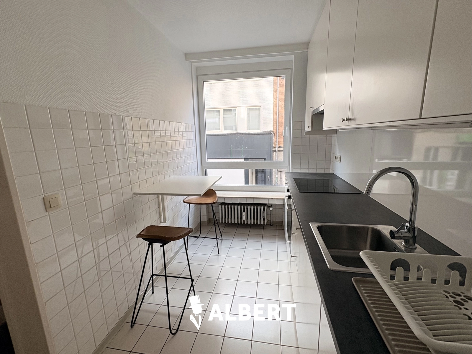 8af4f2740e4b48d99d35a364ad8832e6 photo