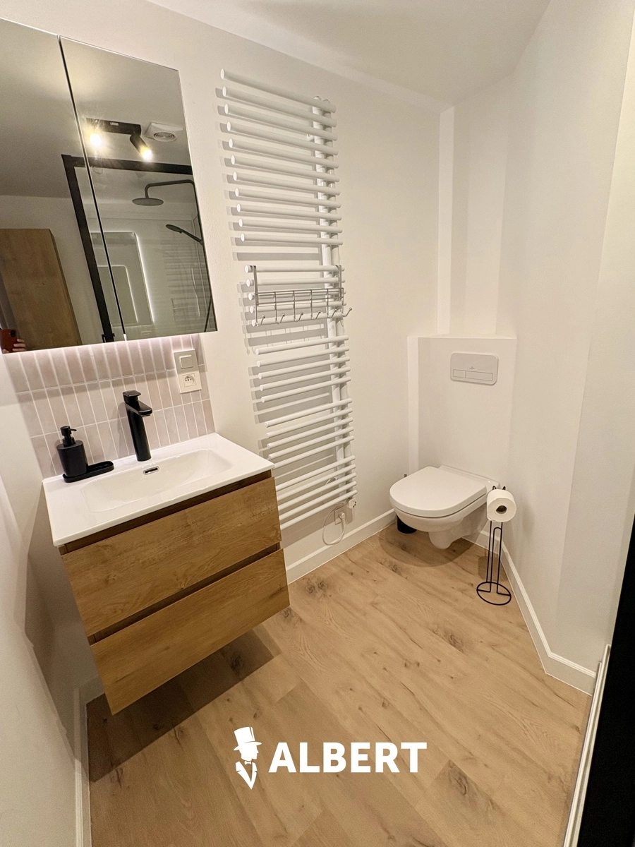 ef28b468d66948d6954fcdb4e33ba2be photo