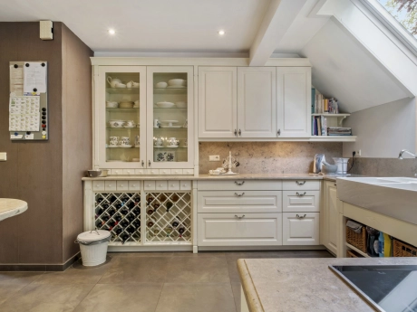 property 7599867 cover photo