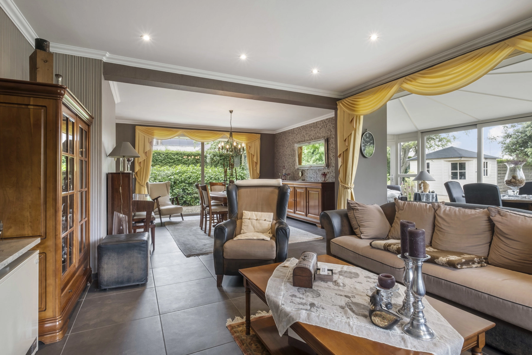 b49e5a4bbdca4958890eff393c1697e9 photo