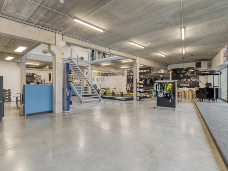 7c510d52ff824efa8f7544f3573c7e34 thumbnail