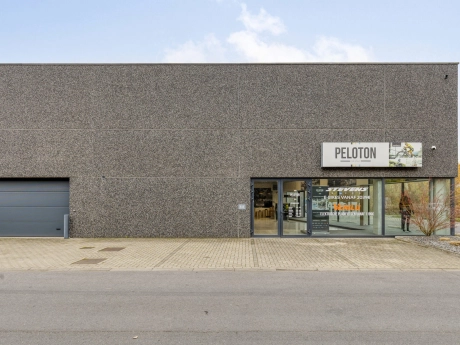 ab85a20721cc46428ea1e86bae5799cb thumbnail