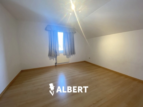 f7e07609199f4eb28591e9d0346ead5e thumbnail