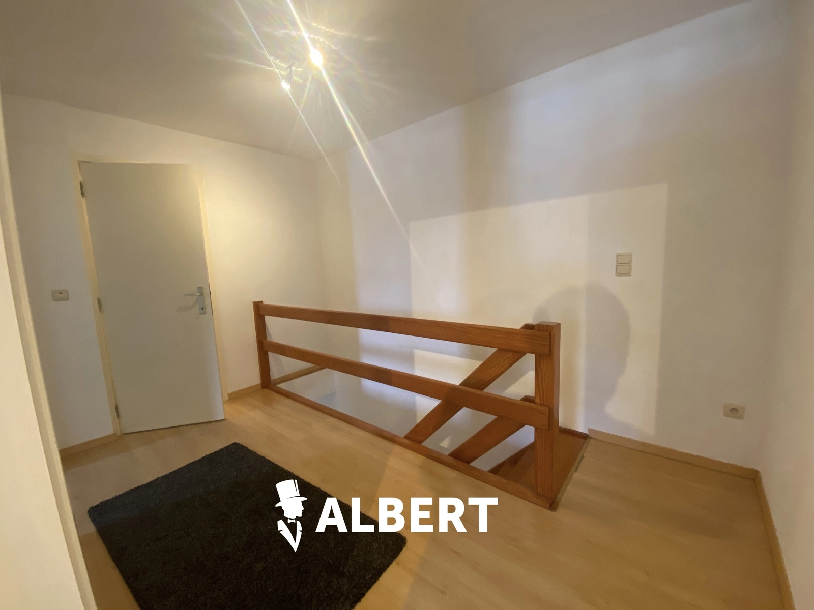 f960f546830d47e4ab1afb8afd953661 photo