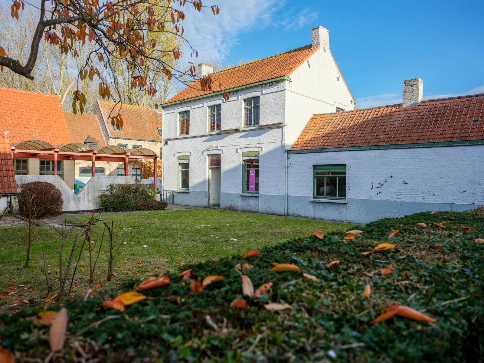 1d7314eba2714b85ac183681f6f00fd1 photo