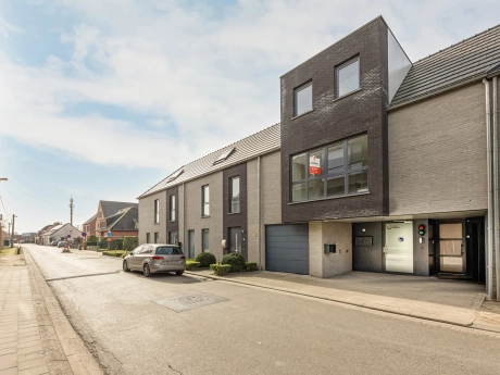 04072c3449d54f77876b6bcb5da3881c thumbnail