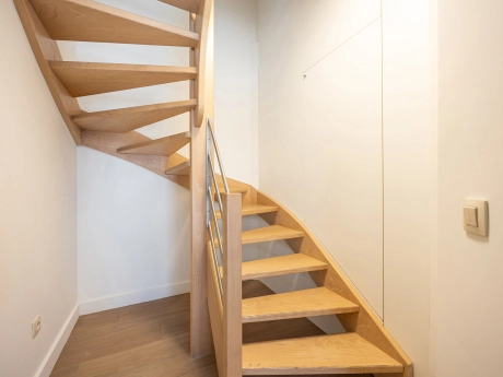 1566e200c3a848da9241115e35c90222 thumbnail