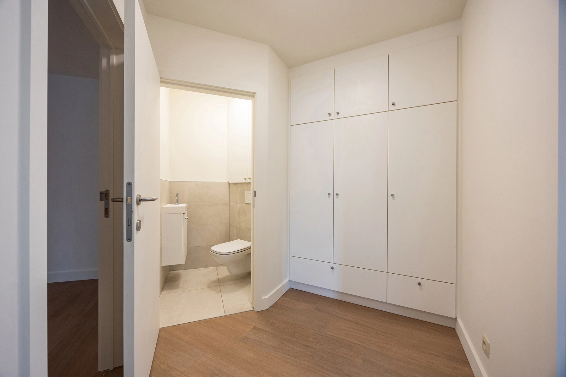 26b43b7c627847ac8bc59b0d2593b7cd photo