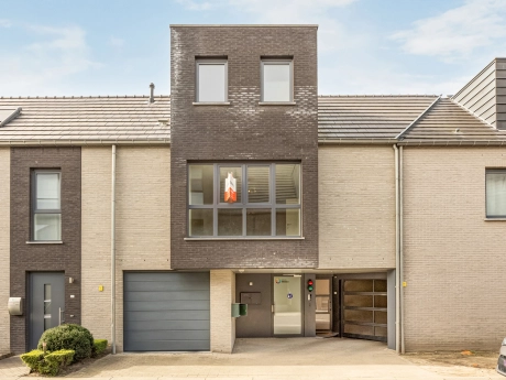 eda115d9f23e46cbbc8e86af58aa7a46 thumbnail