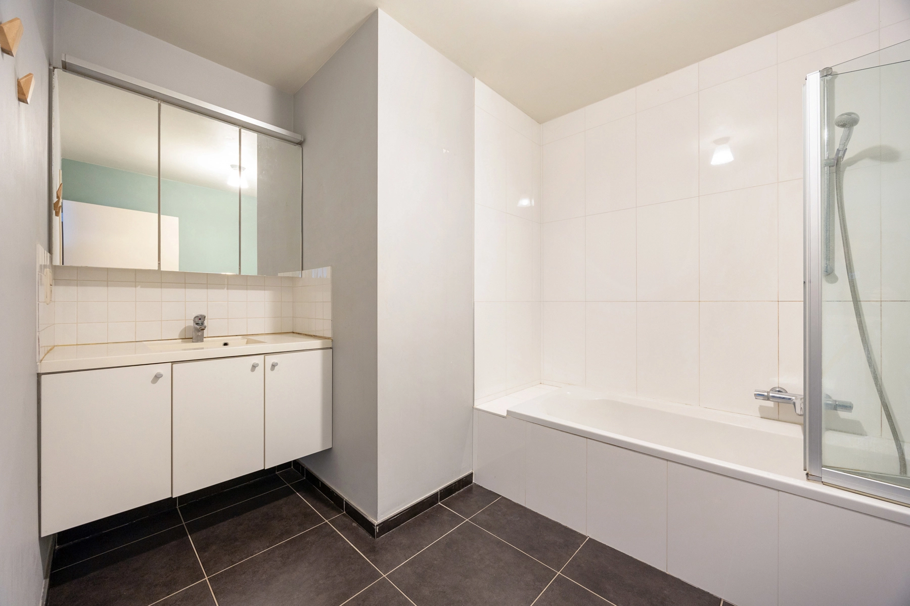 af143bd2caed45b08299238e6fff830d photo