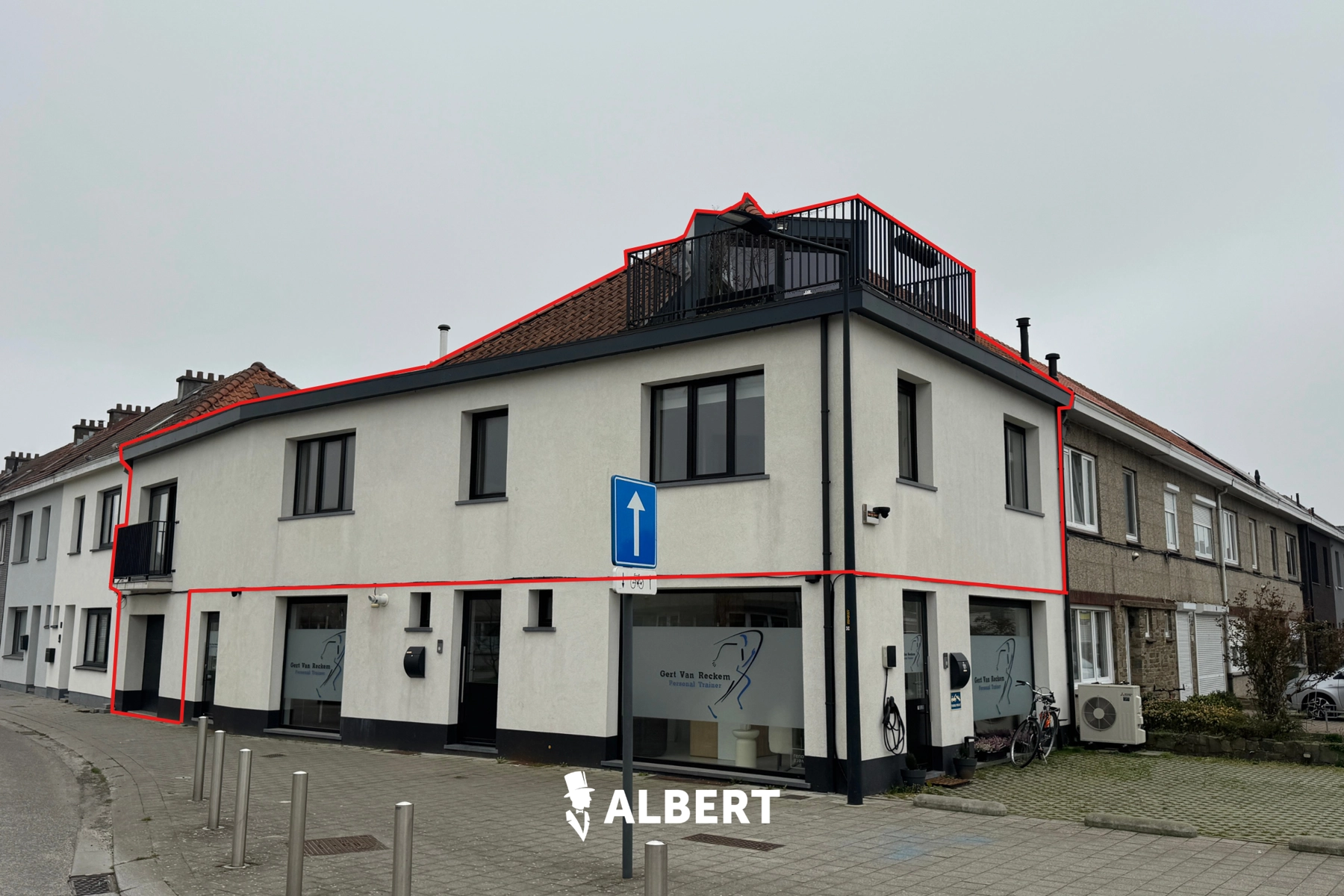 d8bee335165746a9a252d01fe4c84cfb photo