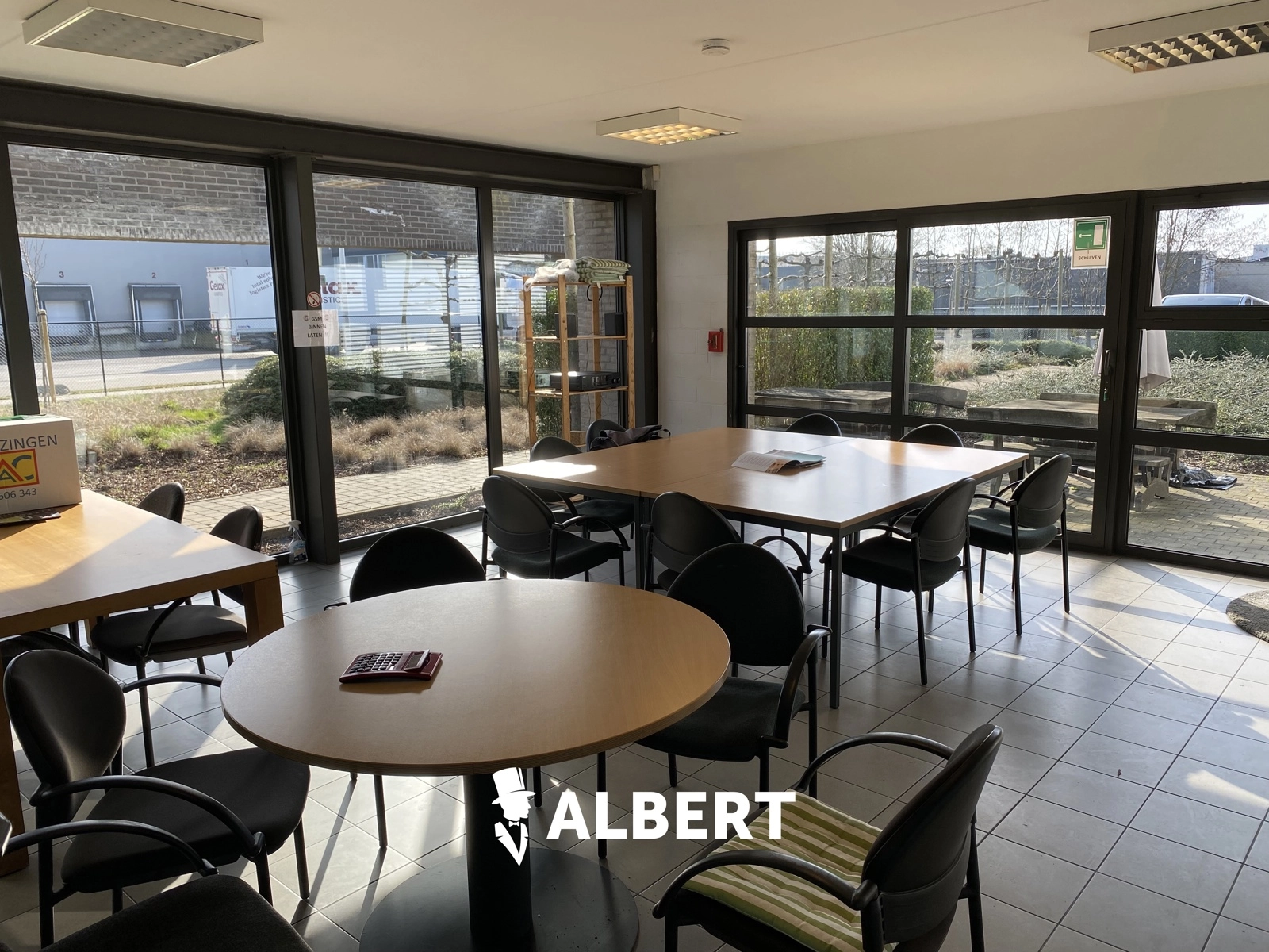 898f2d9d74ba4da686cee2f115b4d679 photo