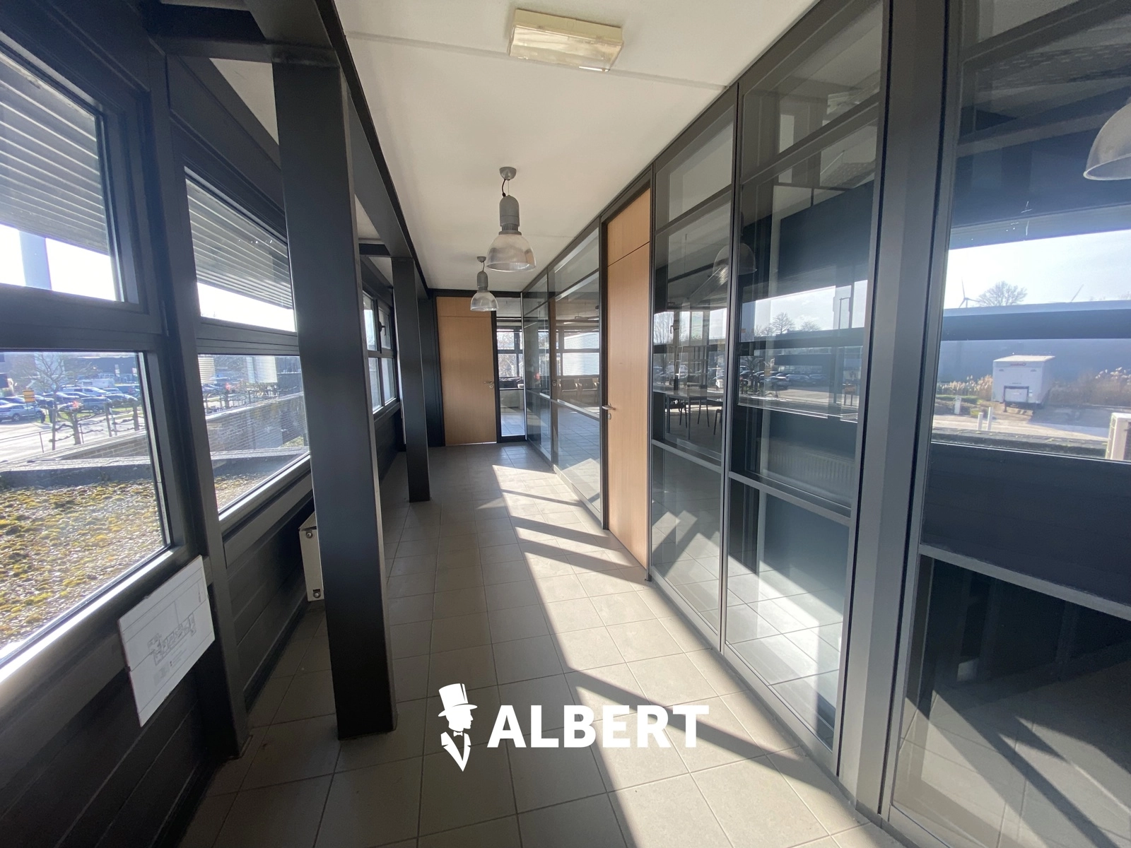 d4be3c0b73ab4703bd494fca6d0e9901 photo