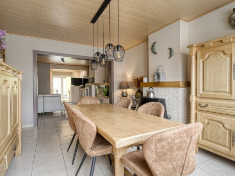 8be5694f915c4981a0bc2d3a35565bc4 thumbnail