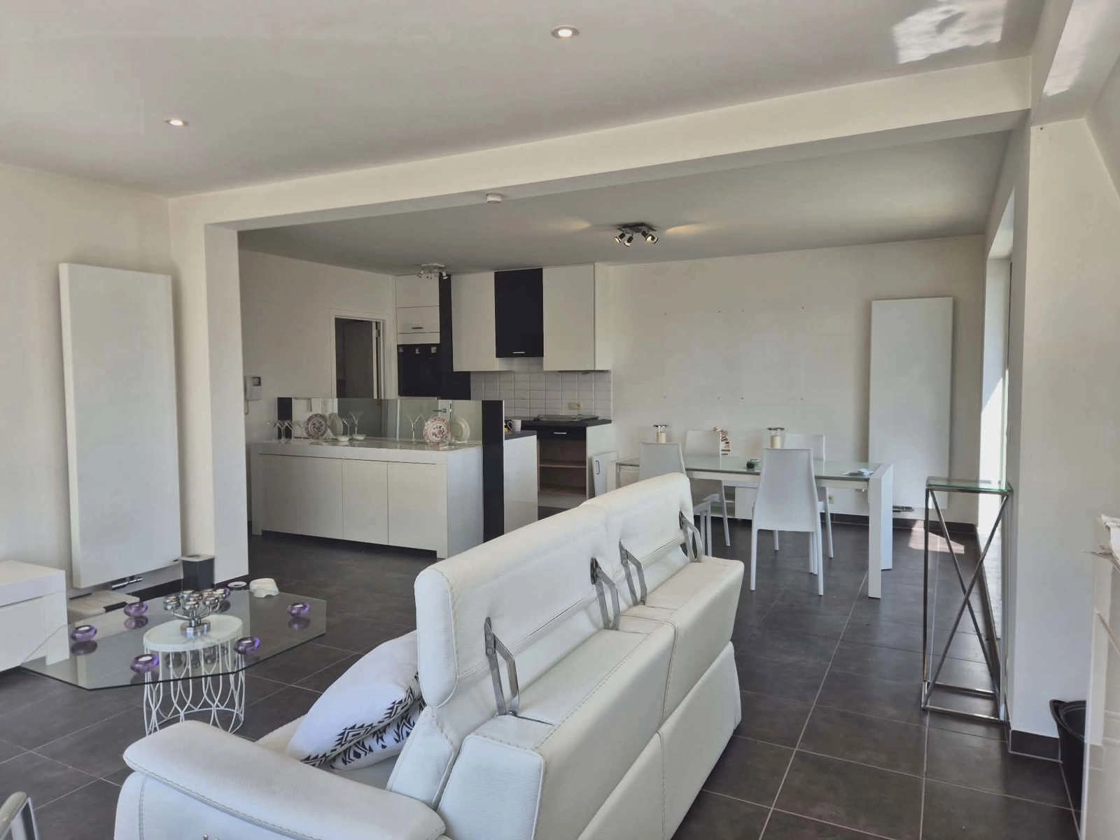 0e9a510bfeb94027b8e596346096ce0b photo