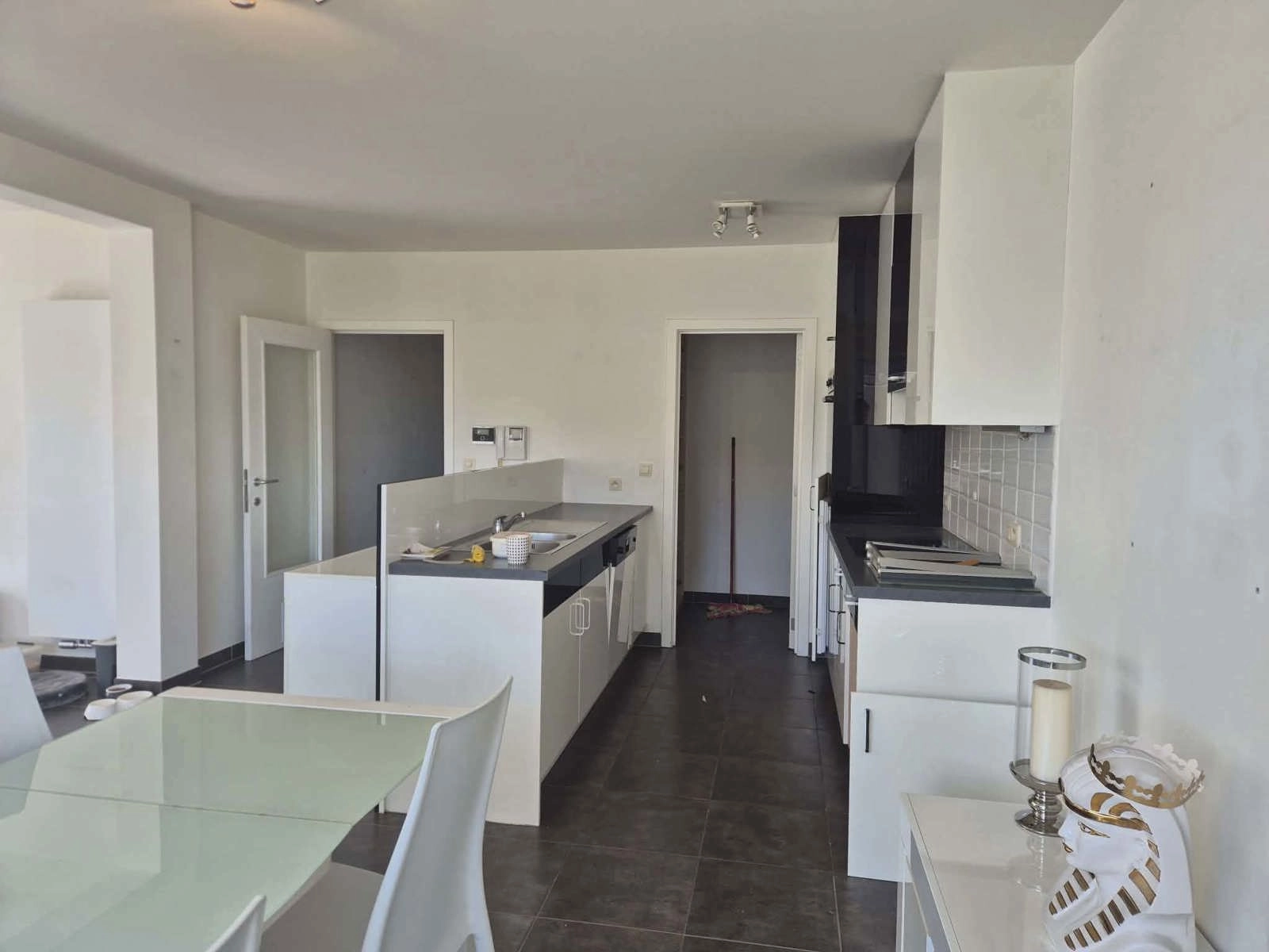 e0908b73fe194233b37ef100c28963b2 photo