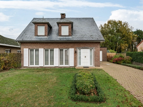 1b8d75e6187e4d7a91bff41ee35fcb9c thumbnail