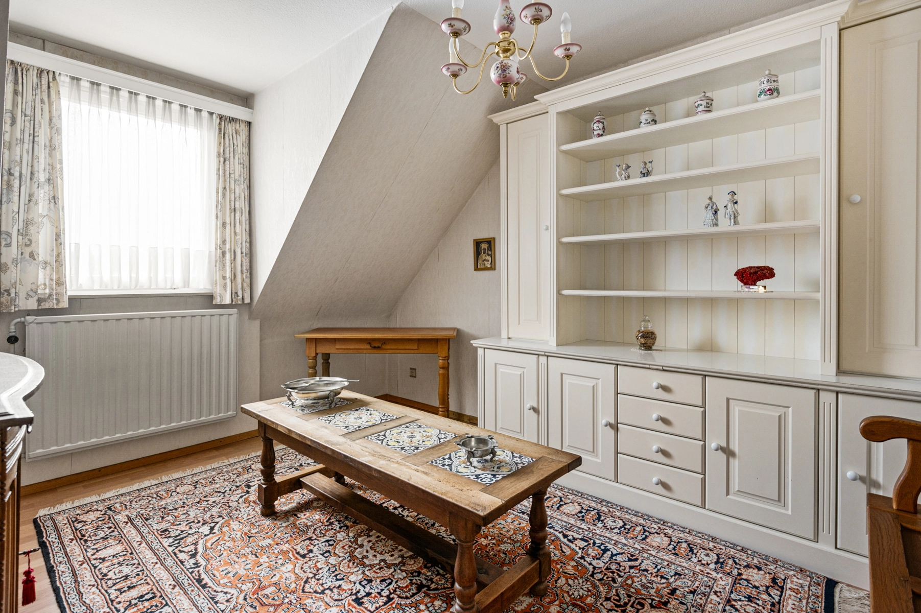 28dd2a94e0a443008460b44b38d5a3ee photo