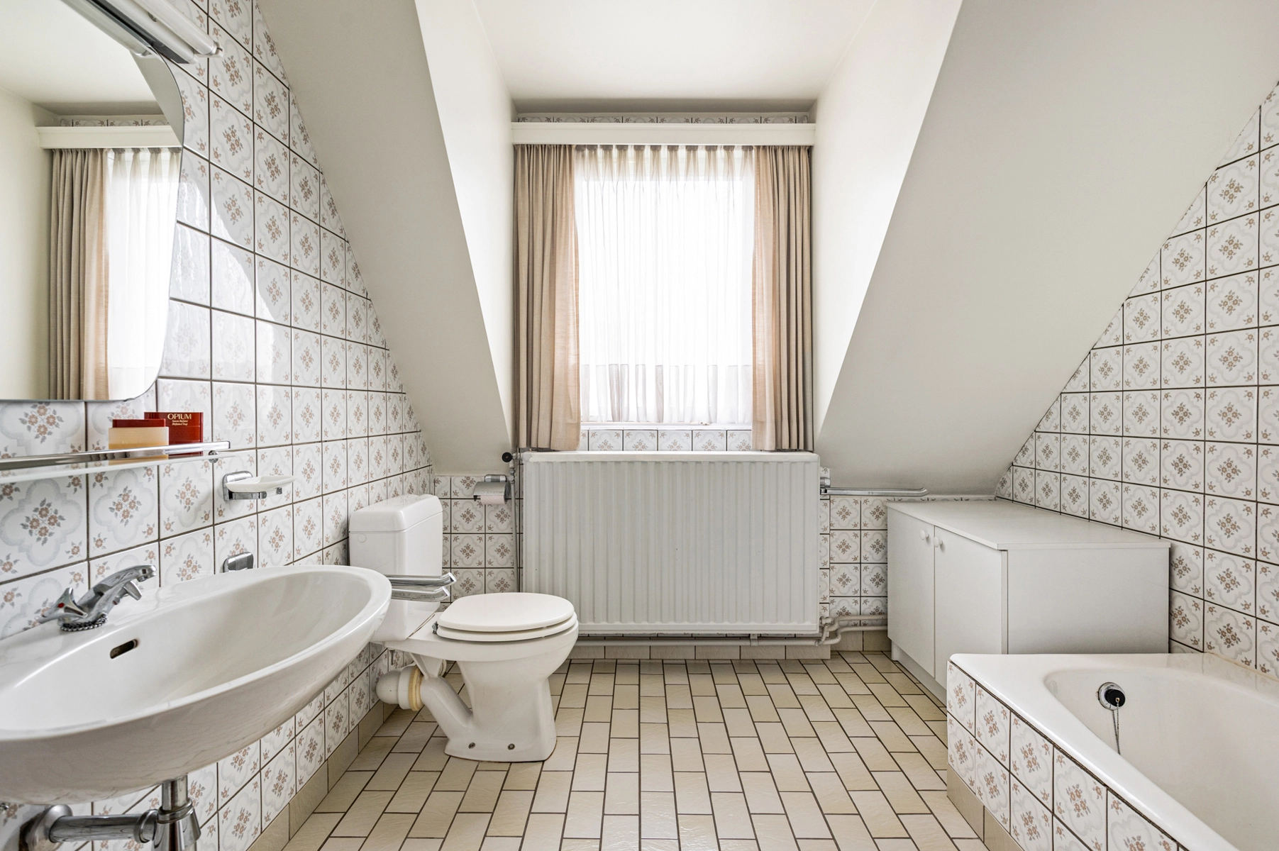 94fc3456b6b443b58b510ffdcaacf29d photo