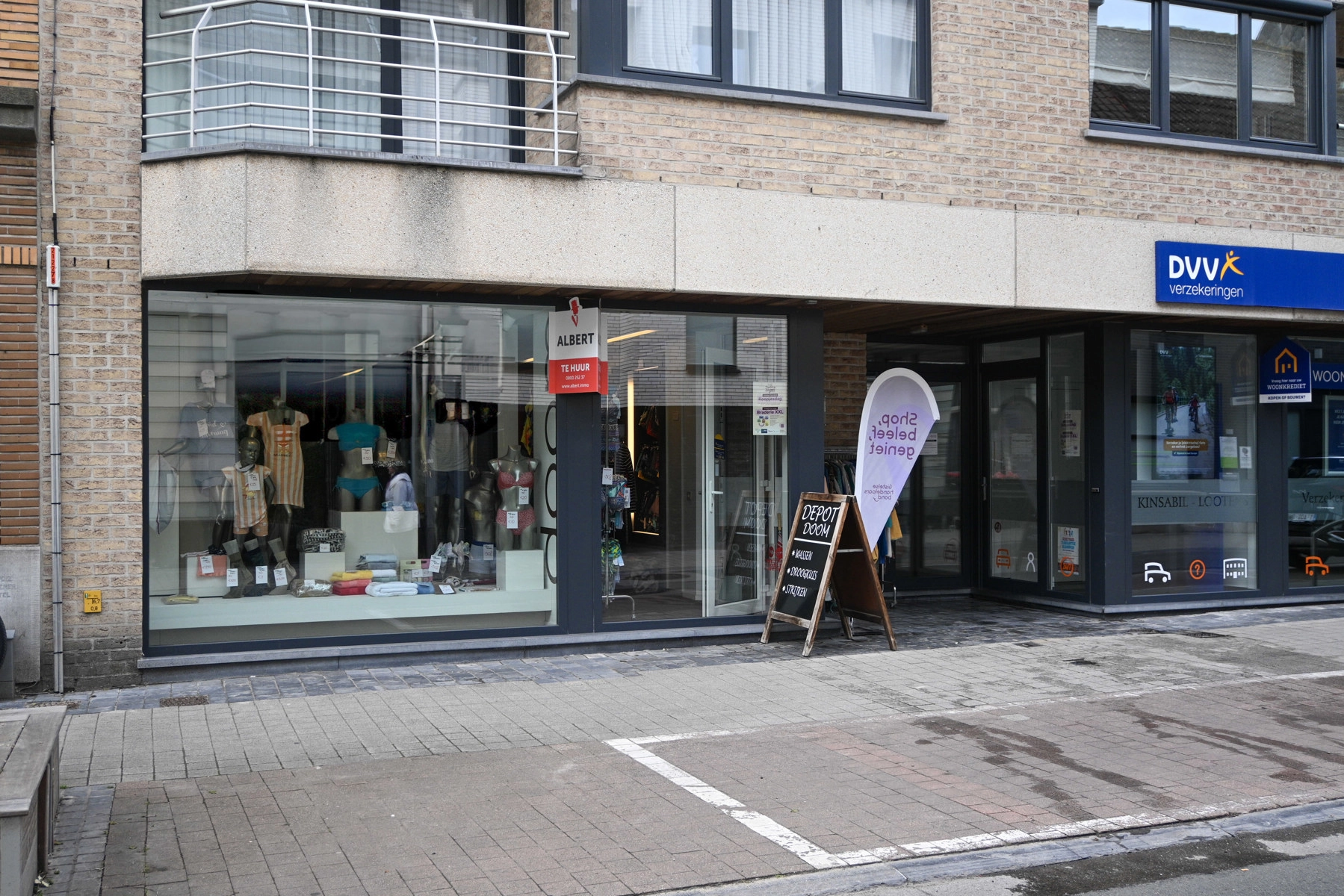 5261314f298e46b5979d9f3ecd0ea1dd photo