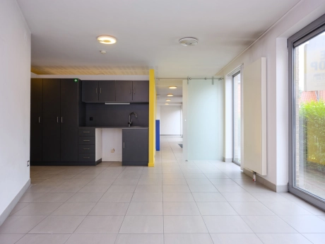 42b3c797c98246269e5217fb10746c56 thumbnail