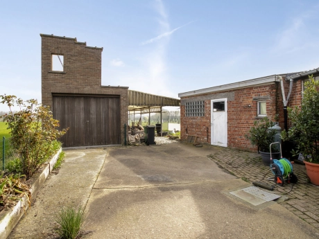 712b7a955bbc46ec87fe7fcb274edc3c thumbnail