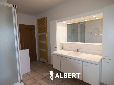 3be9bc97222d4977954b2a330952eb2c thumbnail