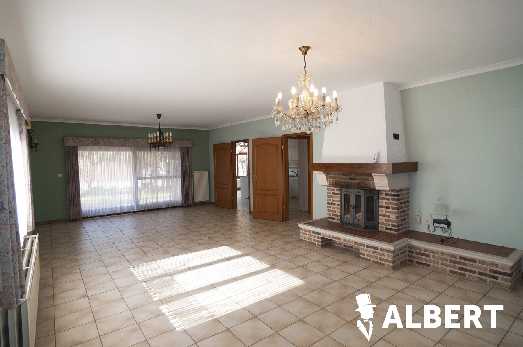 c6c49030810d4f359893933047f34baa photo