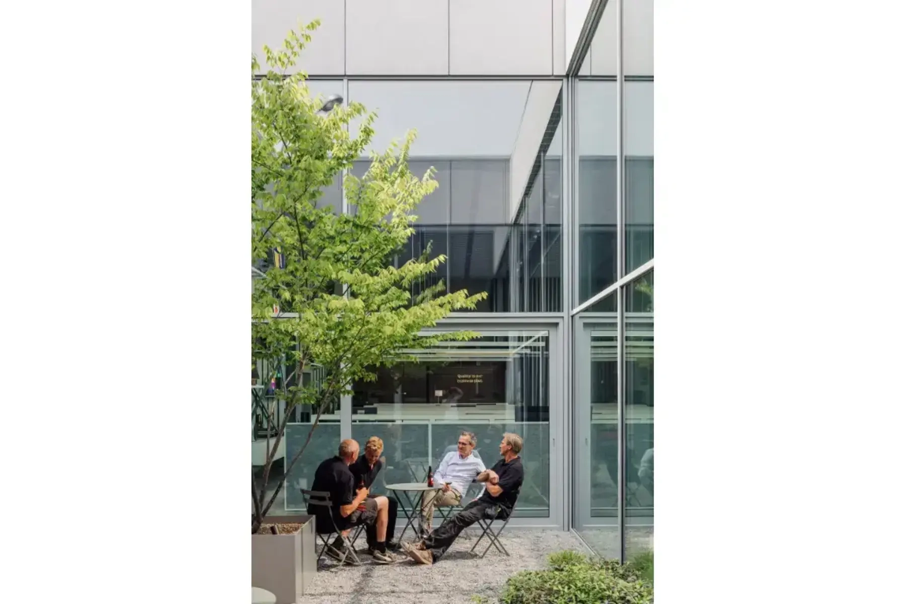 0d90370905b442b09dd998e73b3e0a5a photo